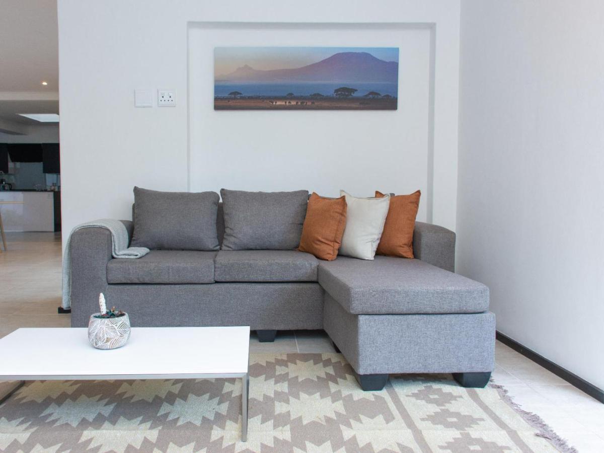Zwelakho Furnished Apartments The Cube Johannesburg Esterno foto