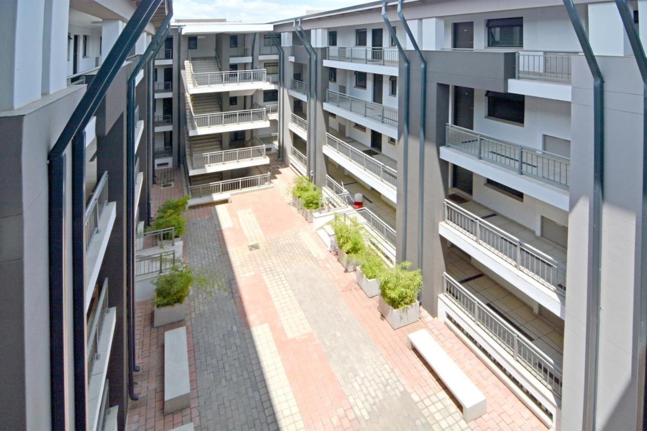 Zwelakho Furnished Apartments The Cube Johannesburg Esterno foto